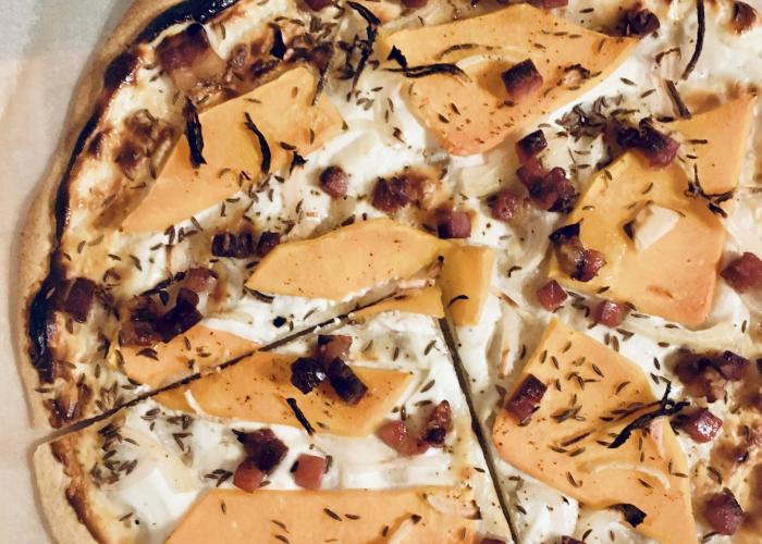 Flammkuchen mit Kuerbis