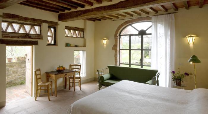 Vacation and roundtrip Central Italy: Tuscany, Umbria and the Marche region Vacation and roundtrip Central Italy: Tuscany, Umbria and the Marche region